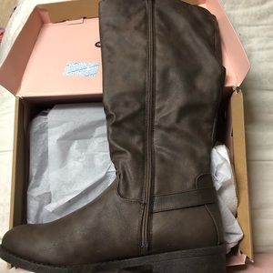 Brown riding boots!